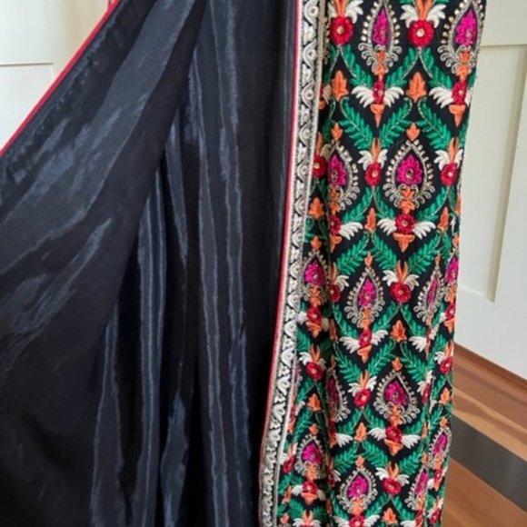 Indian Gown with Slit - Picture 3 of 4
